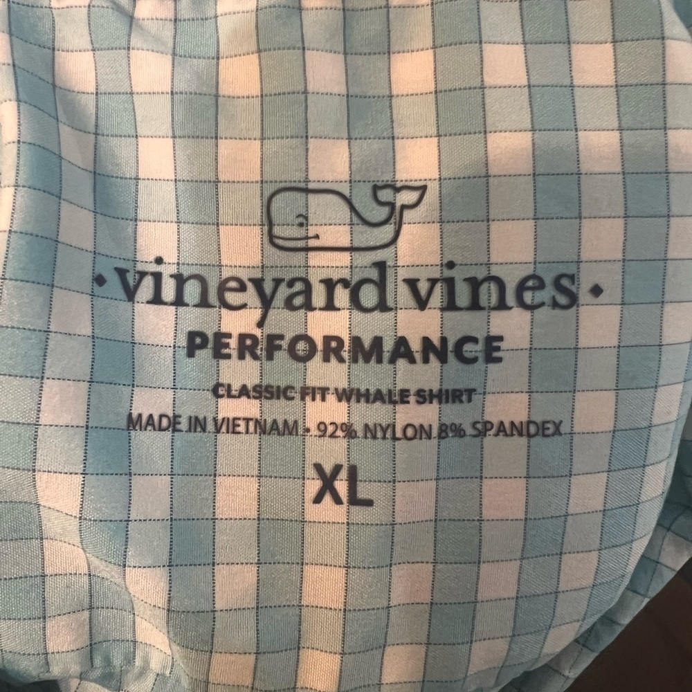 Vineyard Vines Performance Button Down Shirt Mens Size XL Blue White Plaid - Picture 8 of 8